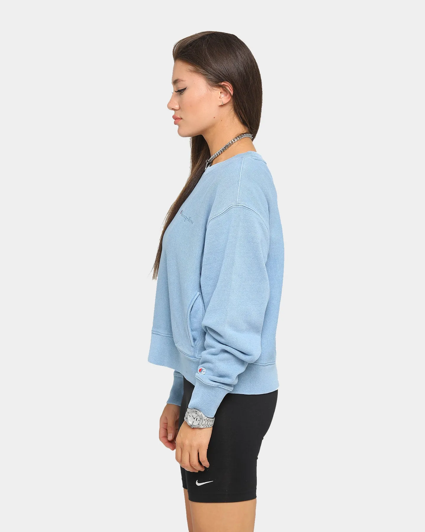 Champion Women's Rev Weave Rebound BF Crewneck Chambray Washed