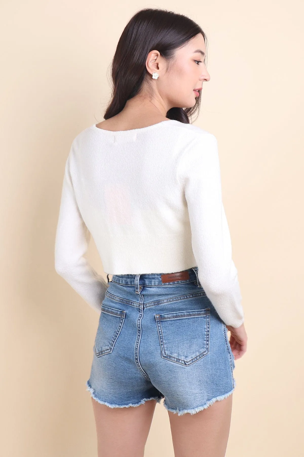 FREEDOM KNIT CROPPED CARDIGAN IN WHITE