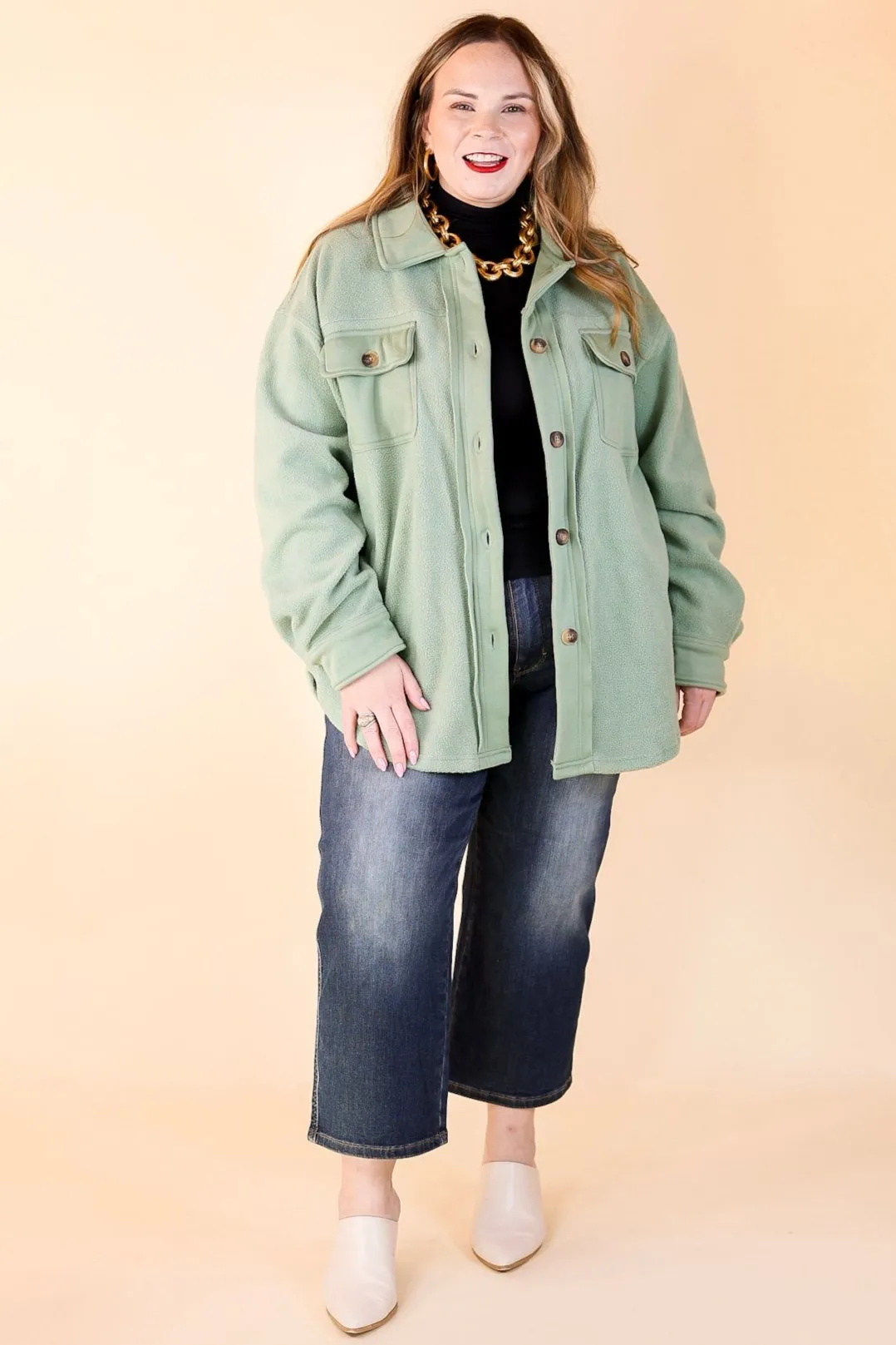 Hollywood Hike Button Up Fleece Jacket with Pockets in Mint