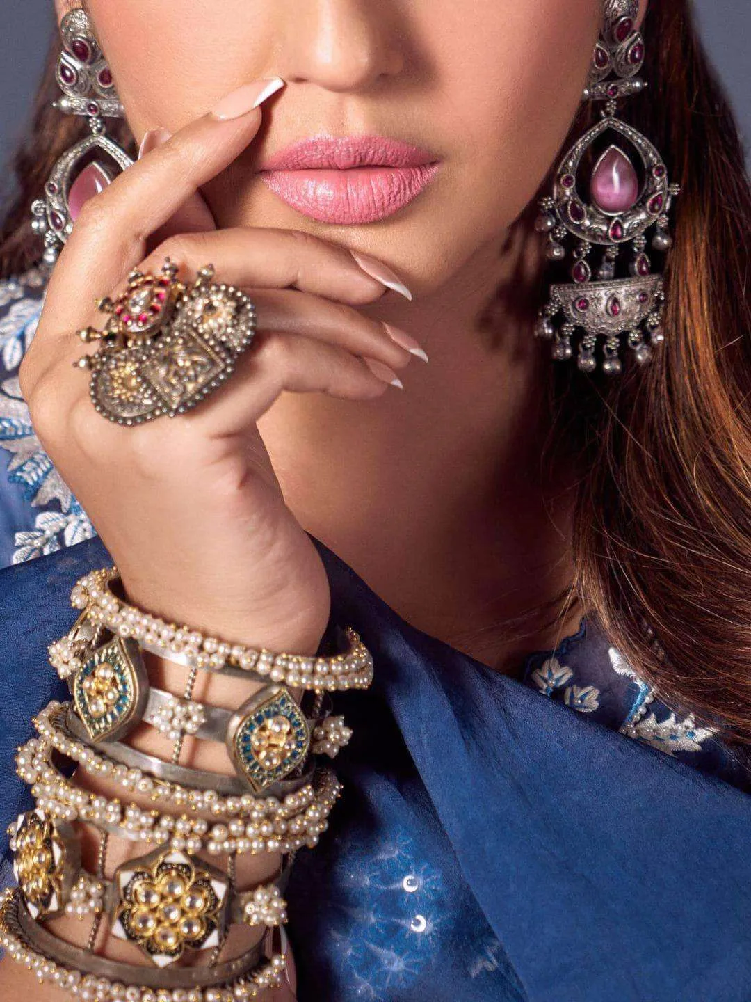 Huma Qureshi In Unique Traditional German Silver Plated Handcuff