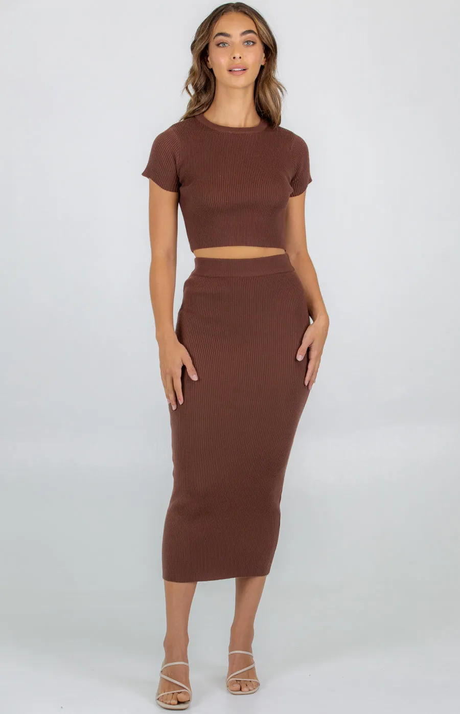 Knit Set With Round Neck Top & Midi Skirt