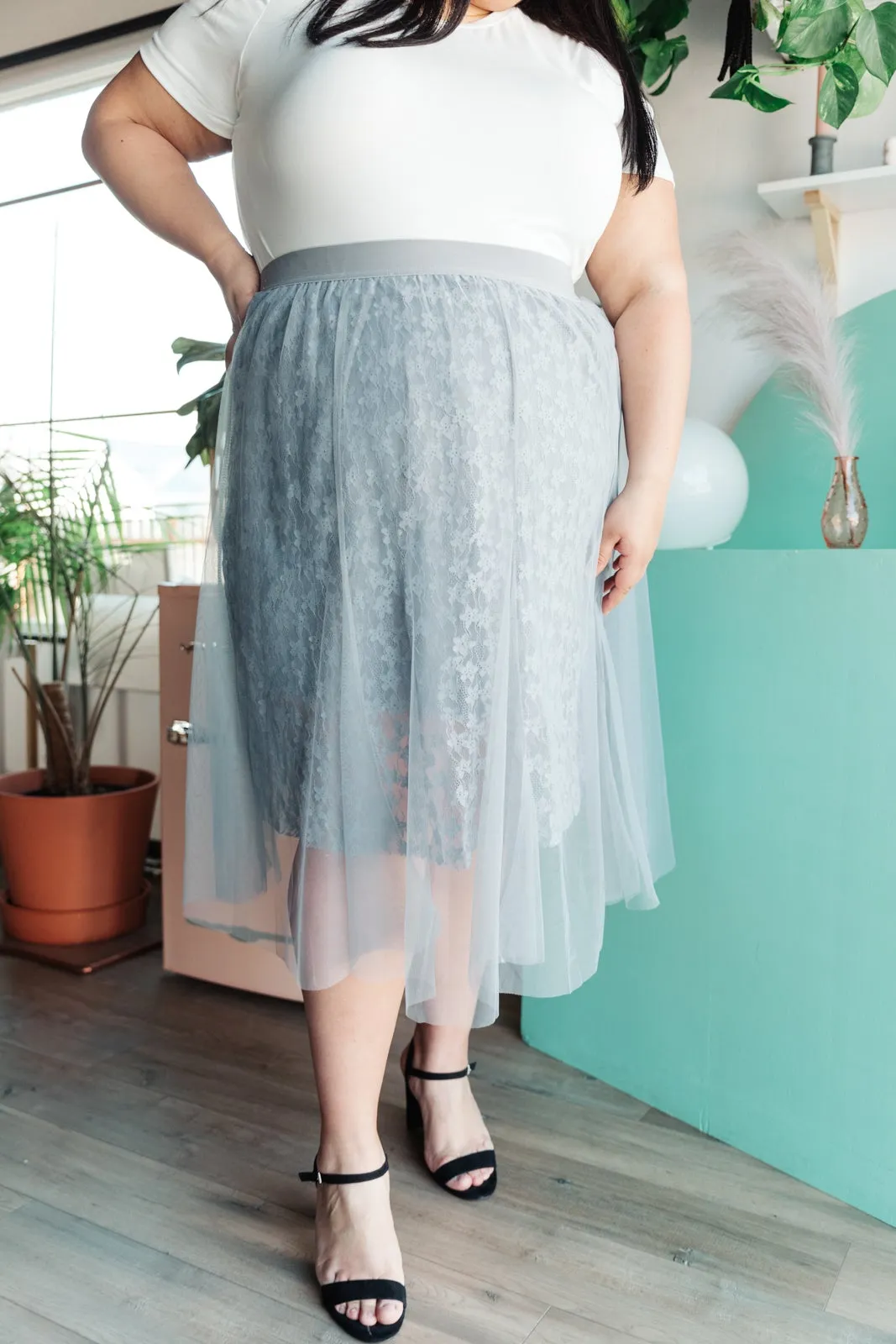 Layered In Lace Skirt In Gray