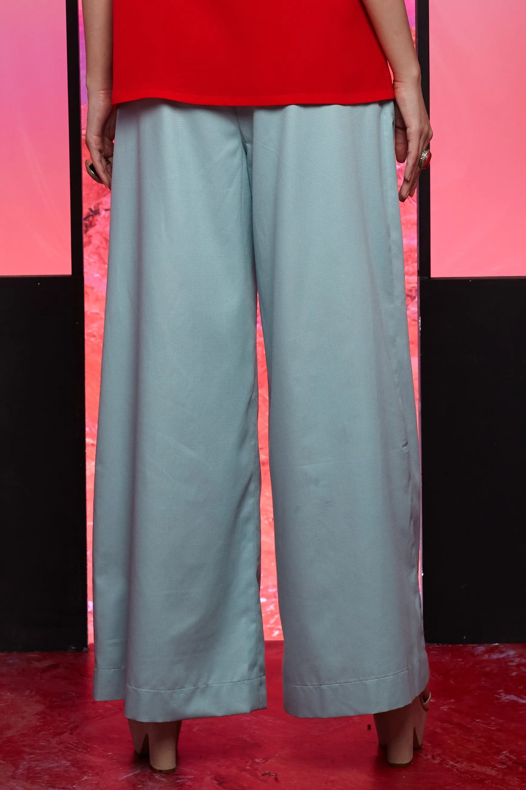 LIGHT BLUE POYESTER - BOX PLEAT TROUSERS - BLUE