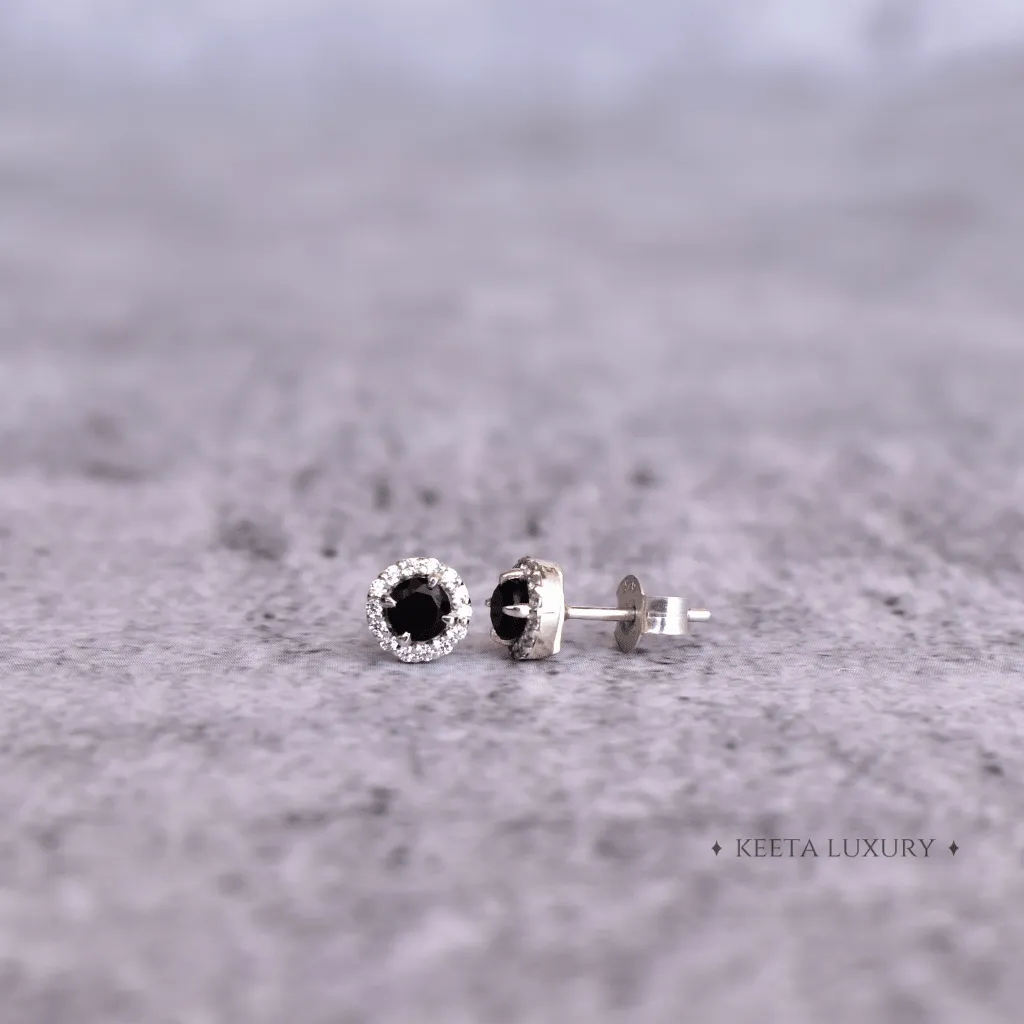 Minimal - Onyx Studs