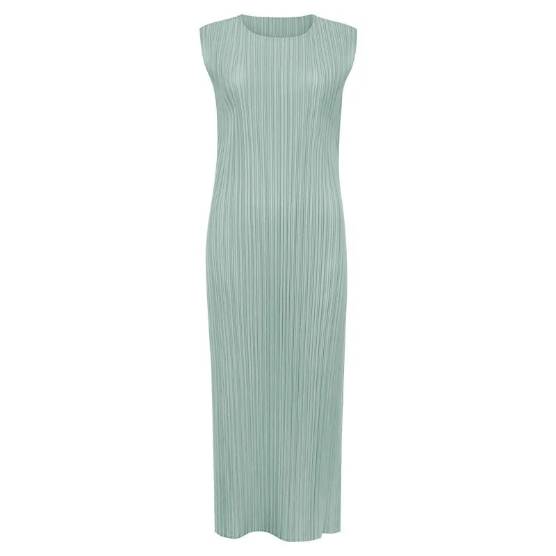 Pre Order:  Solid Pleated Sleeveless Midi Dress