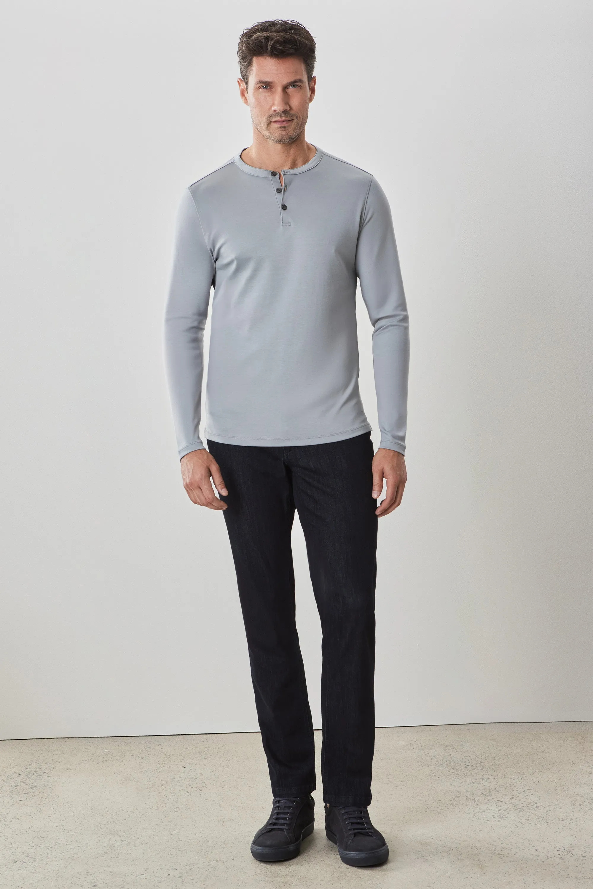 The Barakett Long-Sleeve Henley